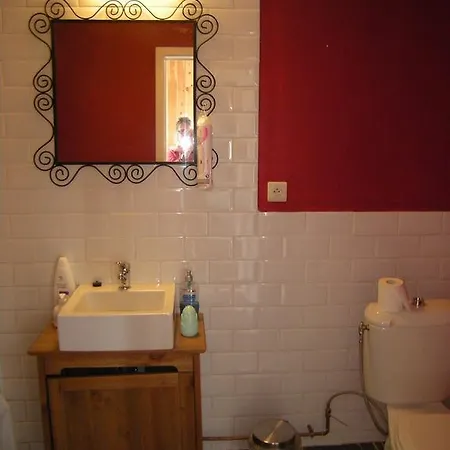 Au Bout Du Jardin Waterloo