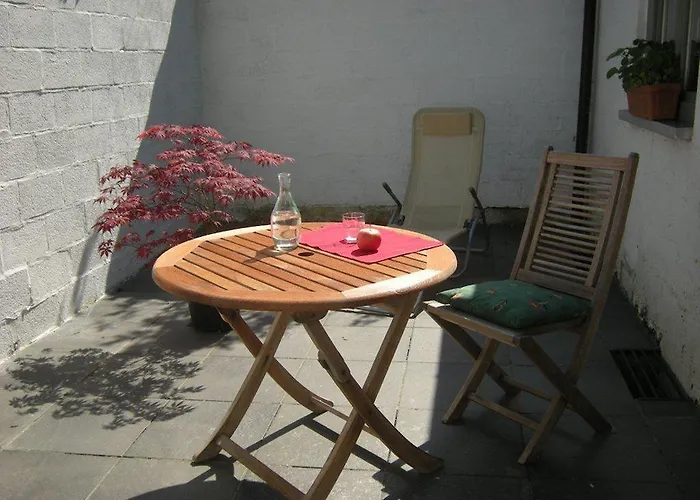 Apartament Au Bout Du Jardin